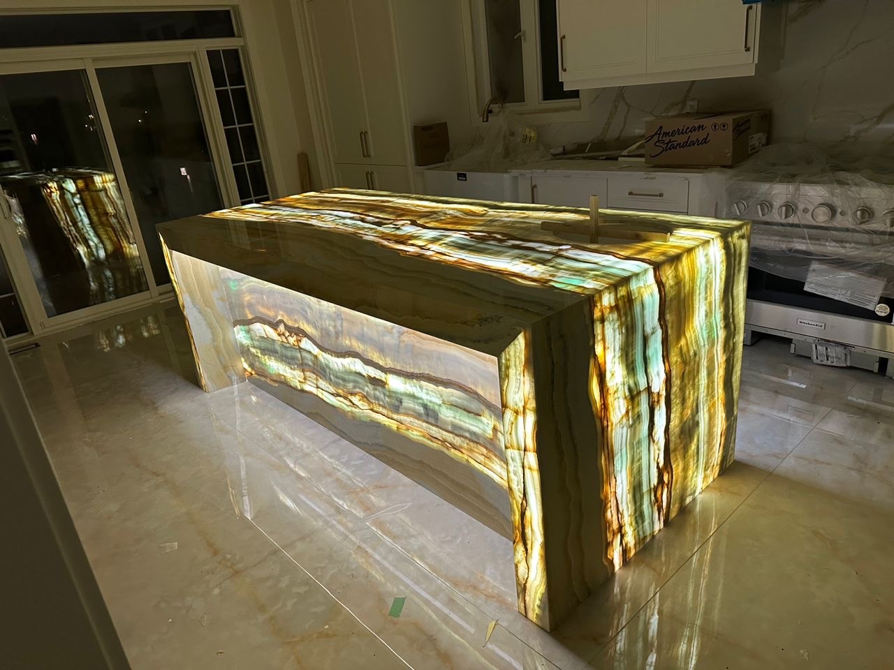 Onyx/ Lighting